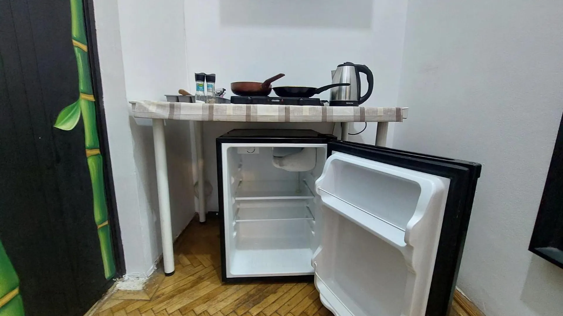 Amzei Market Studio Bucharest Apartment